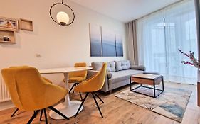 Apartament Nadmorski 65 - 365Pam